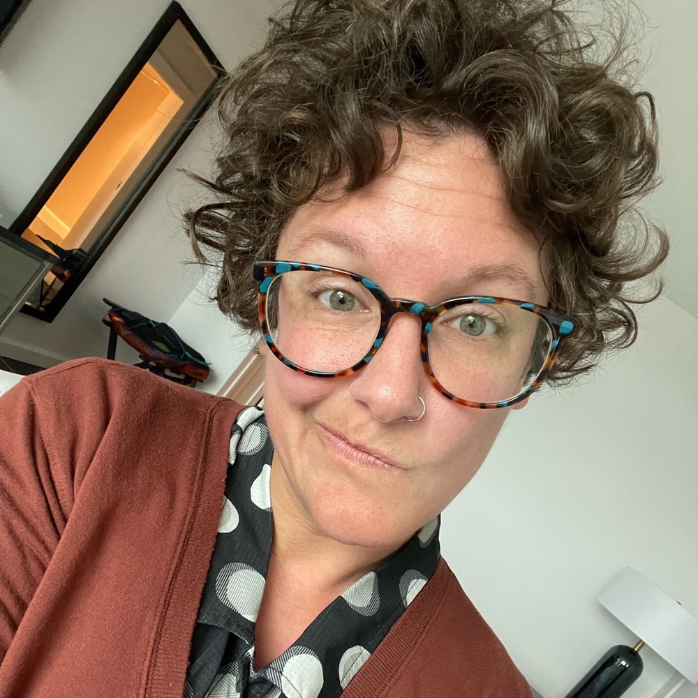 Meet your Posher, Amy